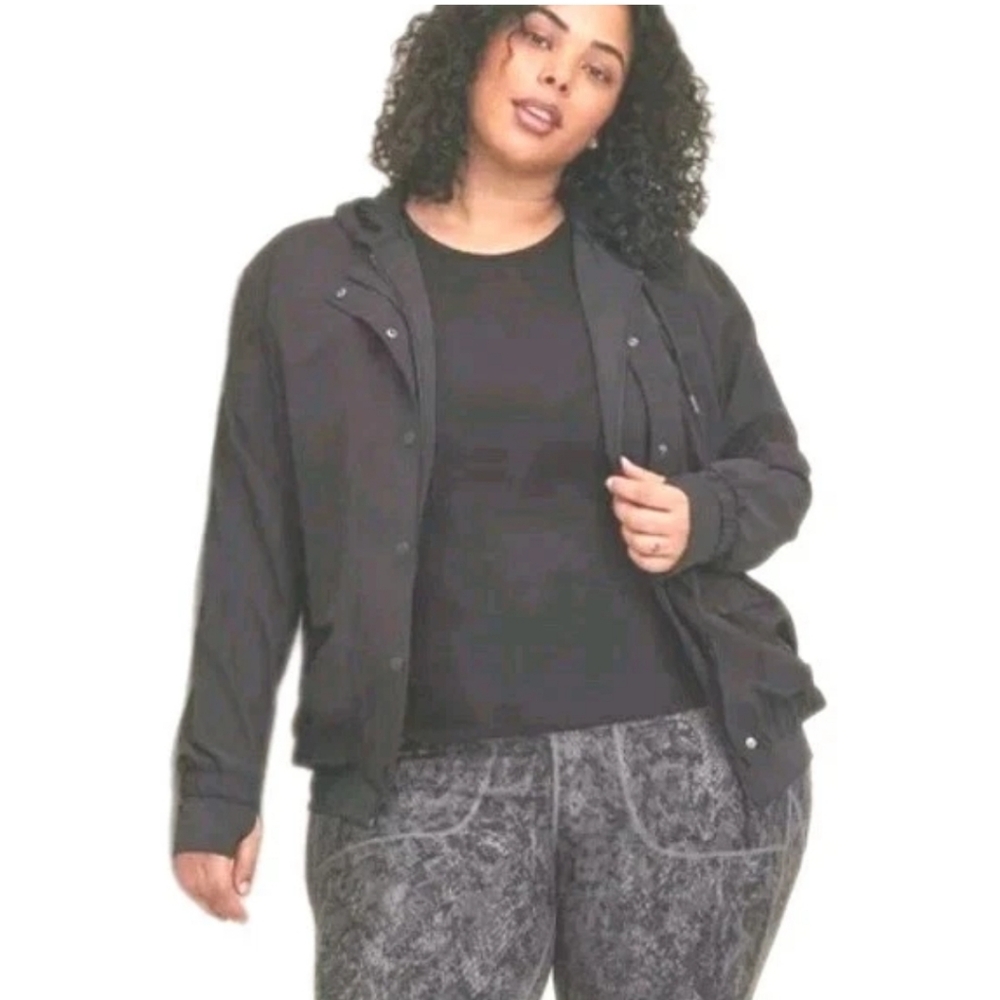 Torrid Active 2fer Athletic Jacket Woman Plus Size 2X Deep Black Softshell Nwt
